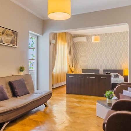 Palace Cismigiu Park Bukarest Eksteriør billede